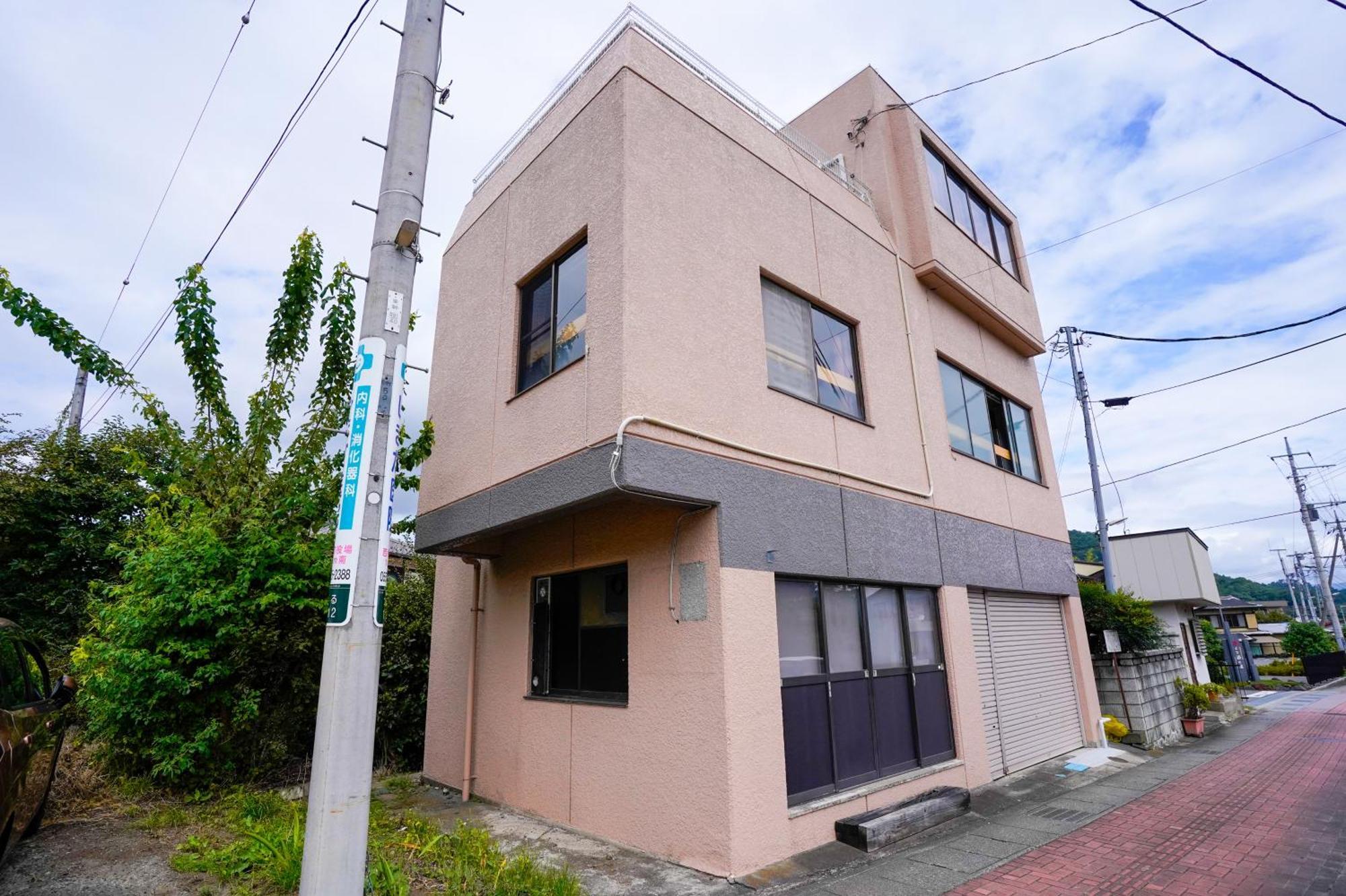 【寿家】3F建 スカイビューテラス付き！新装開店　より道の湯すぐ横 Villa Tsuru Luaran gambar